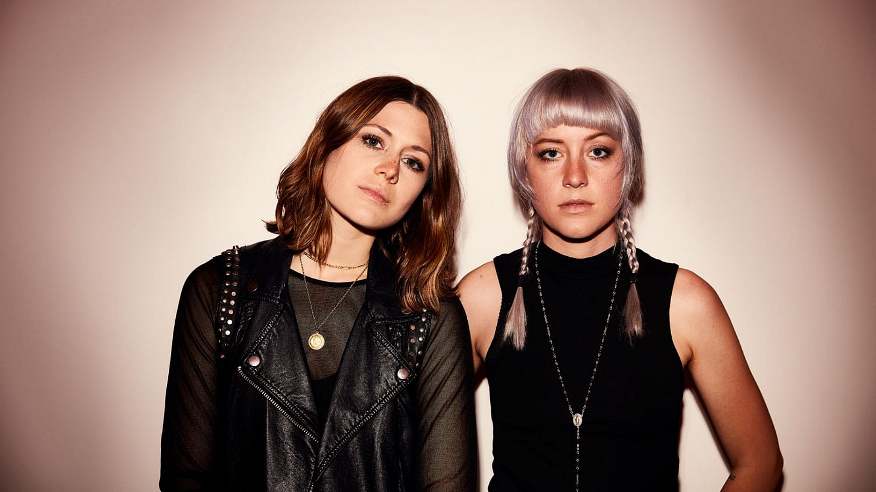 Larkin Poe Landscape