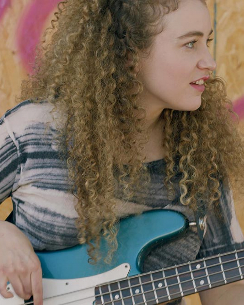 Tal Wilkenfeld Portrait