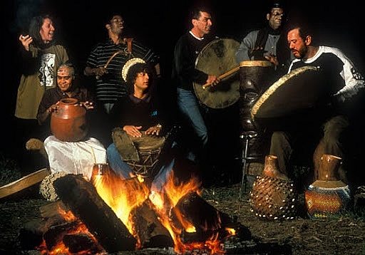 Planet Drum players