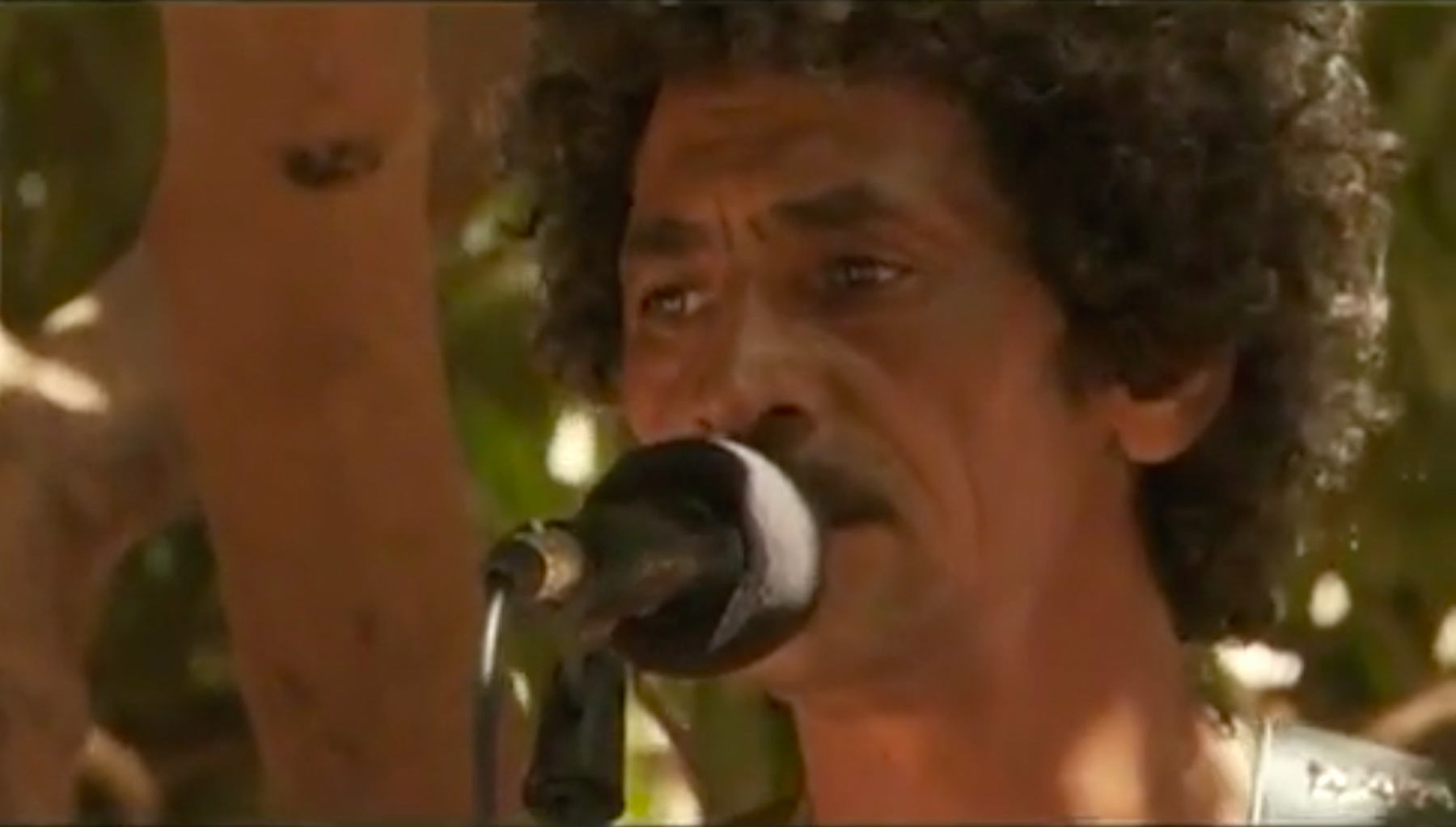 CLER ACHEL LIVE OUTSIDE THUMBNAILS